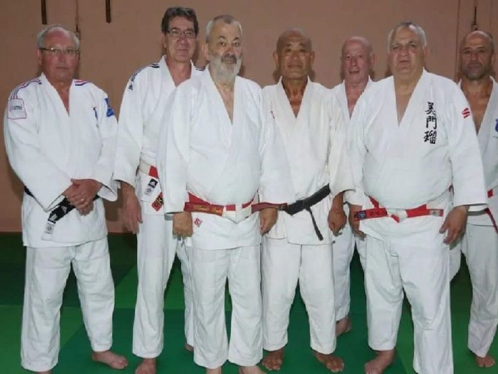 Image de l'actu 'Le Comité de Judo des Pyrénées Atlantiques, son Comité Direction et tous ses licenciés, ont une énorme pensée émue pour la famille de Claude DUBOS, ancien Président et actuel Président d’honneur de la Ligue Nouvelle Aquitaine Judo Jujitsu'