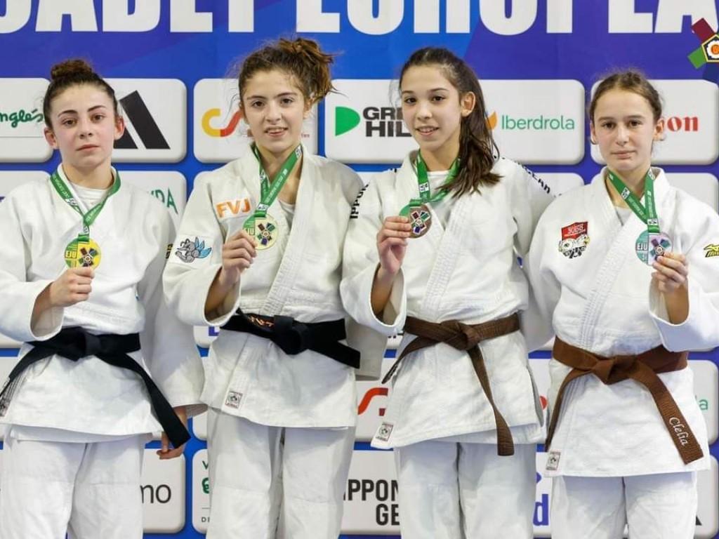 Image de l'actu 'Nos félicitations à MATHILDE Licencié au Judo 64 pour sa 2ème place à l'European Cup Cadettes de FUENGIROLA (Espagne)'